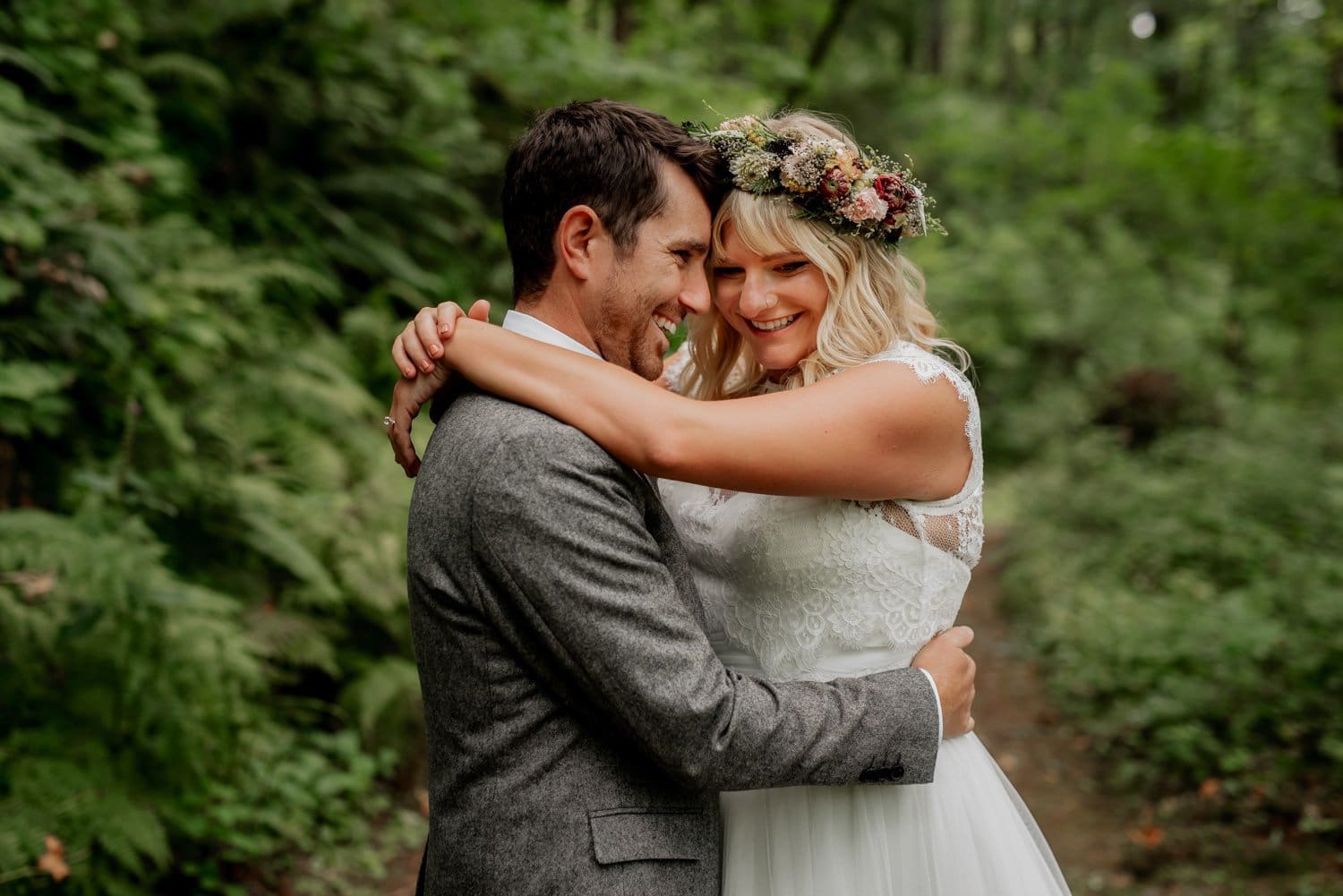 Bridal Veil Lodge Wedding Photography