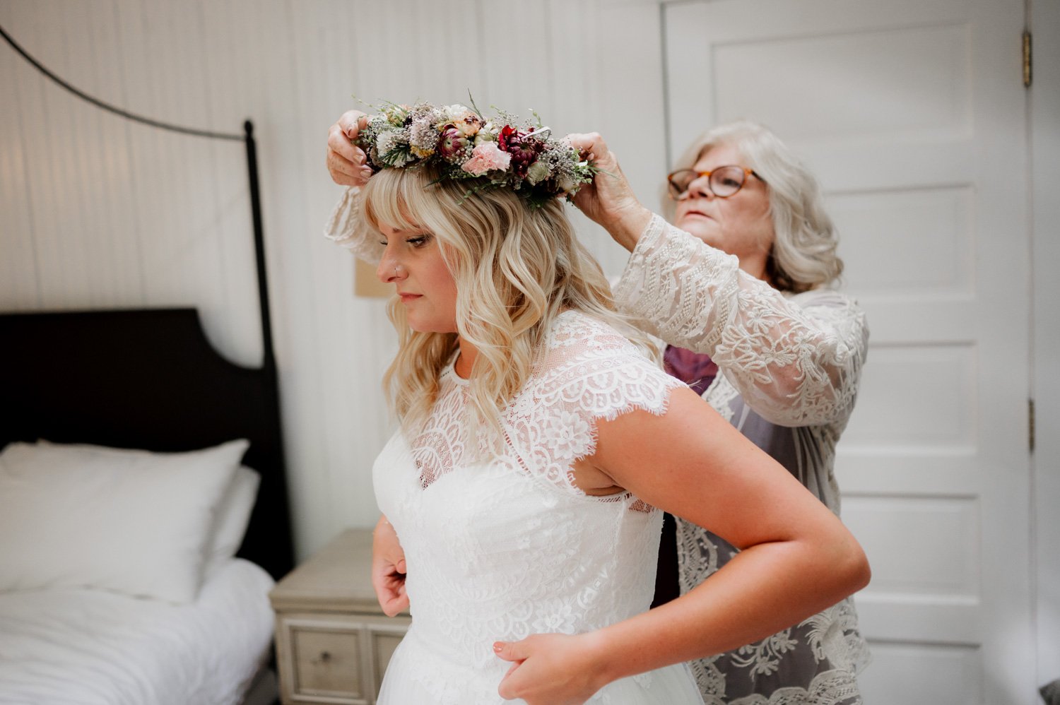 Bridal Veil Lodge Wedding Photography