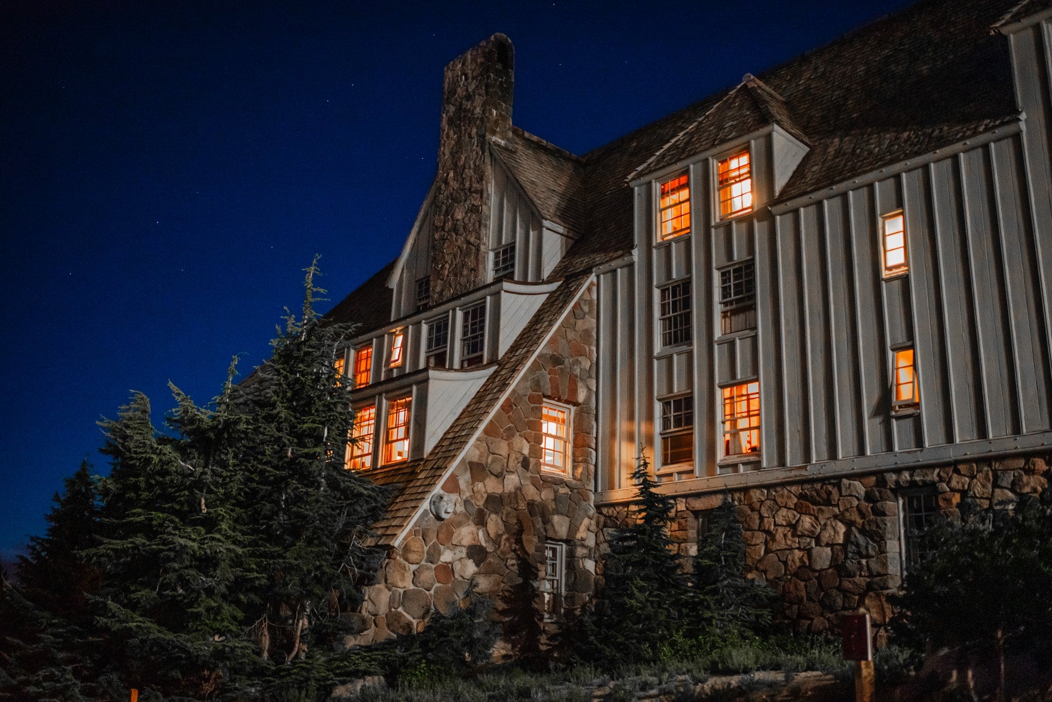Gorgeous Timberline Lodge Wedding