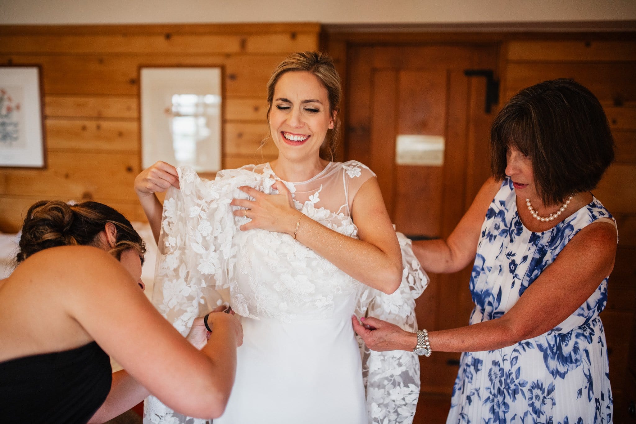 Gorgeous Timberline Lodge Wedding