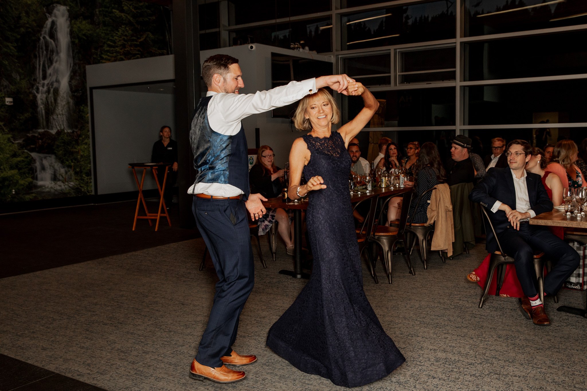 Summer Wedding At Mt Hood Meadows