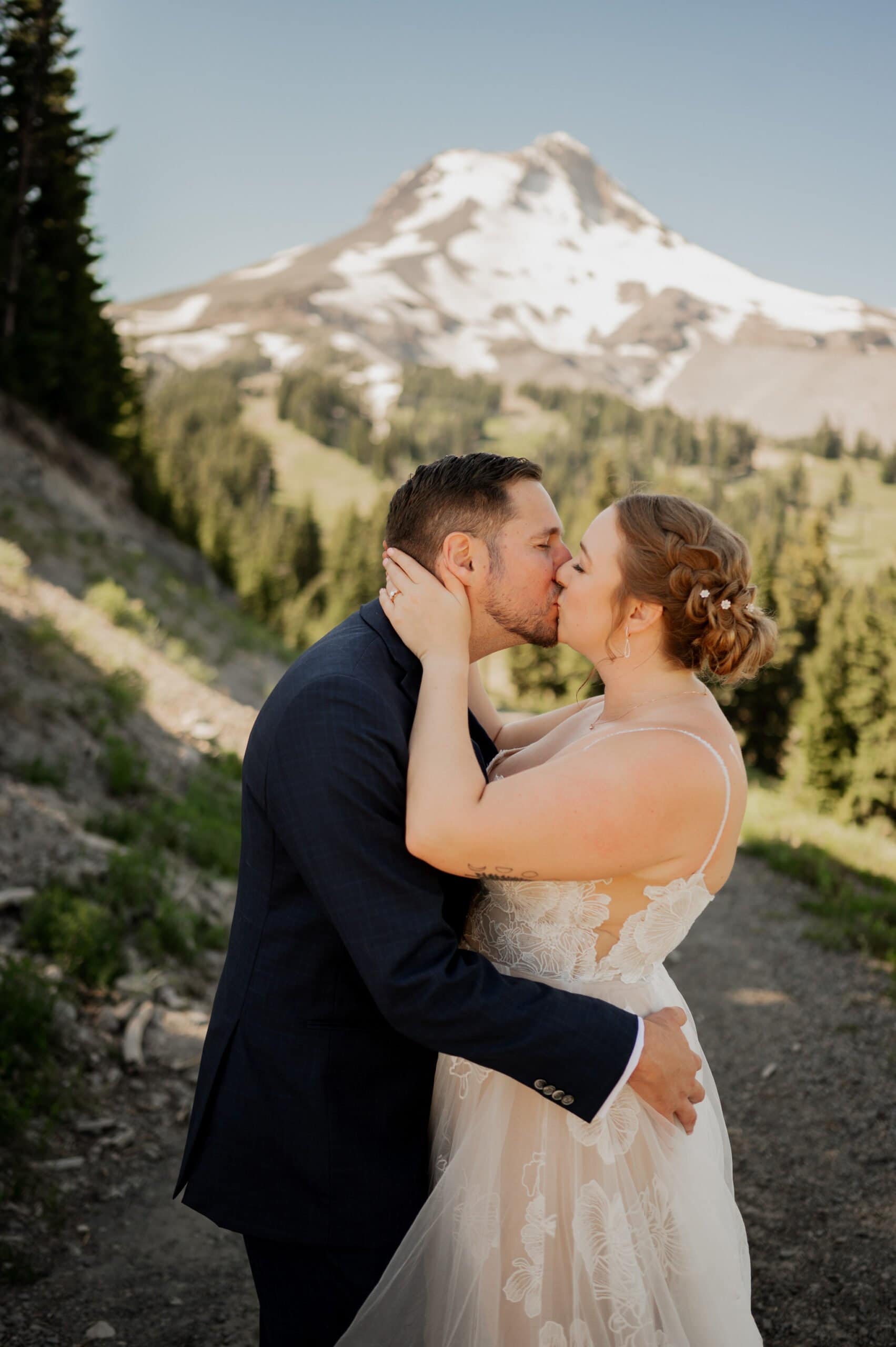 Summer Wedding At Mt Hood Meadows