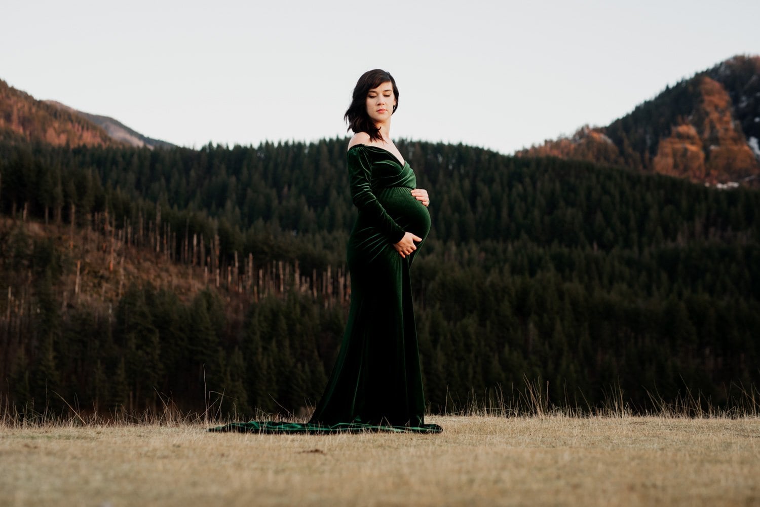 Columbia River Gorge Sunset Maternity Session