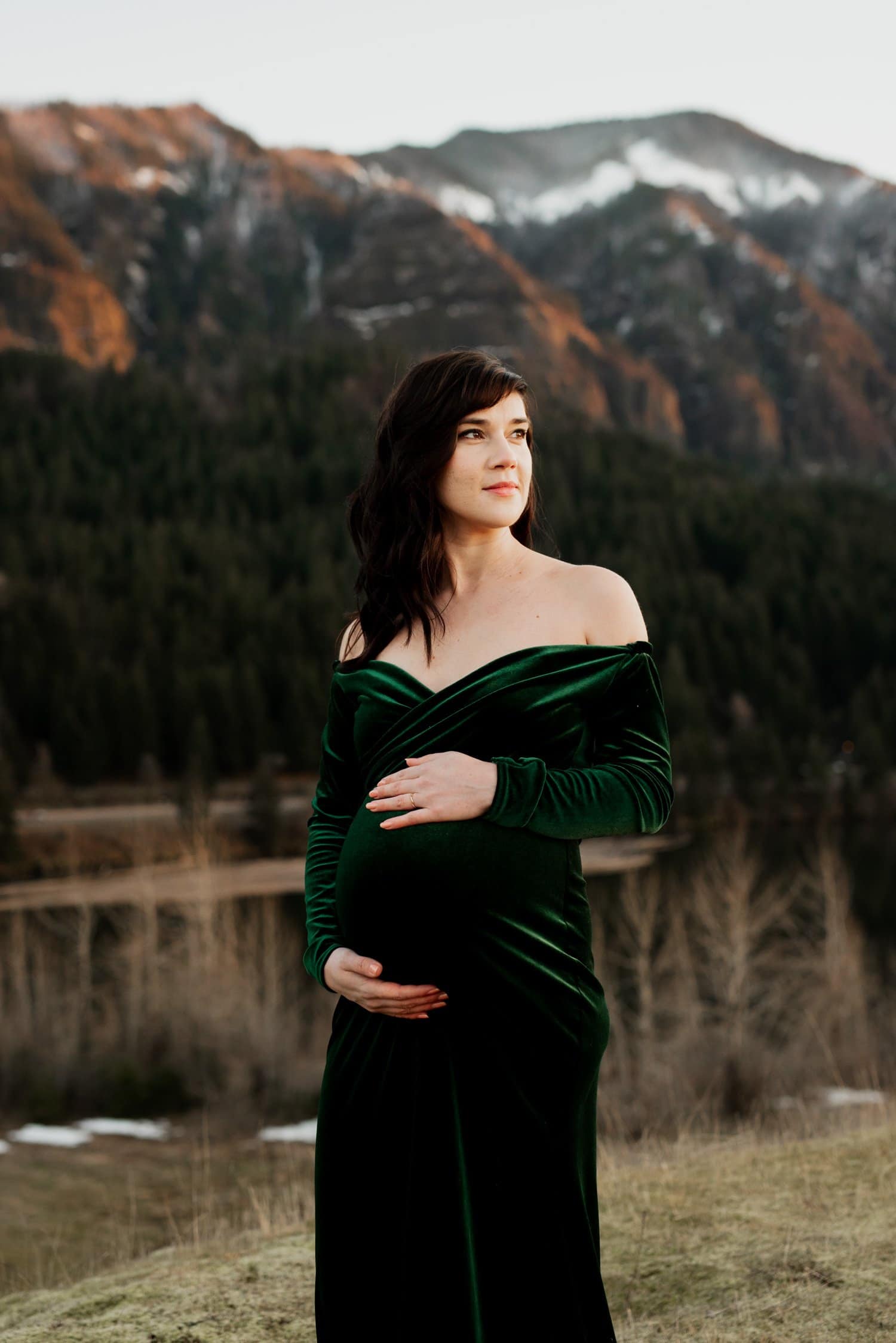 Columbia River Gorge Sunset Maternity Session