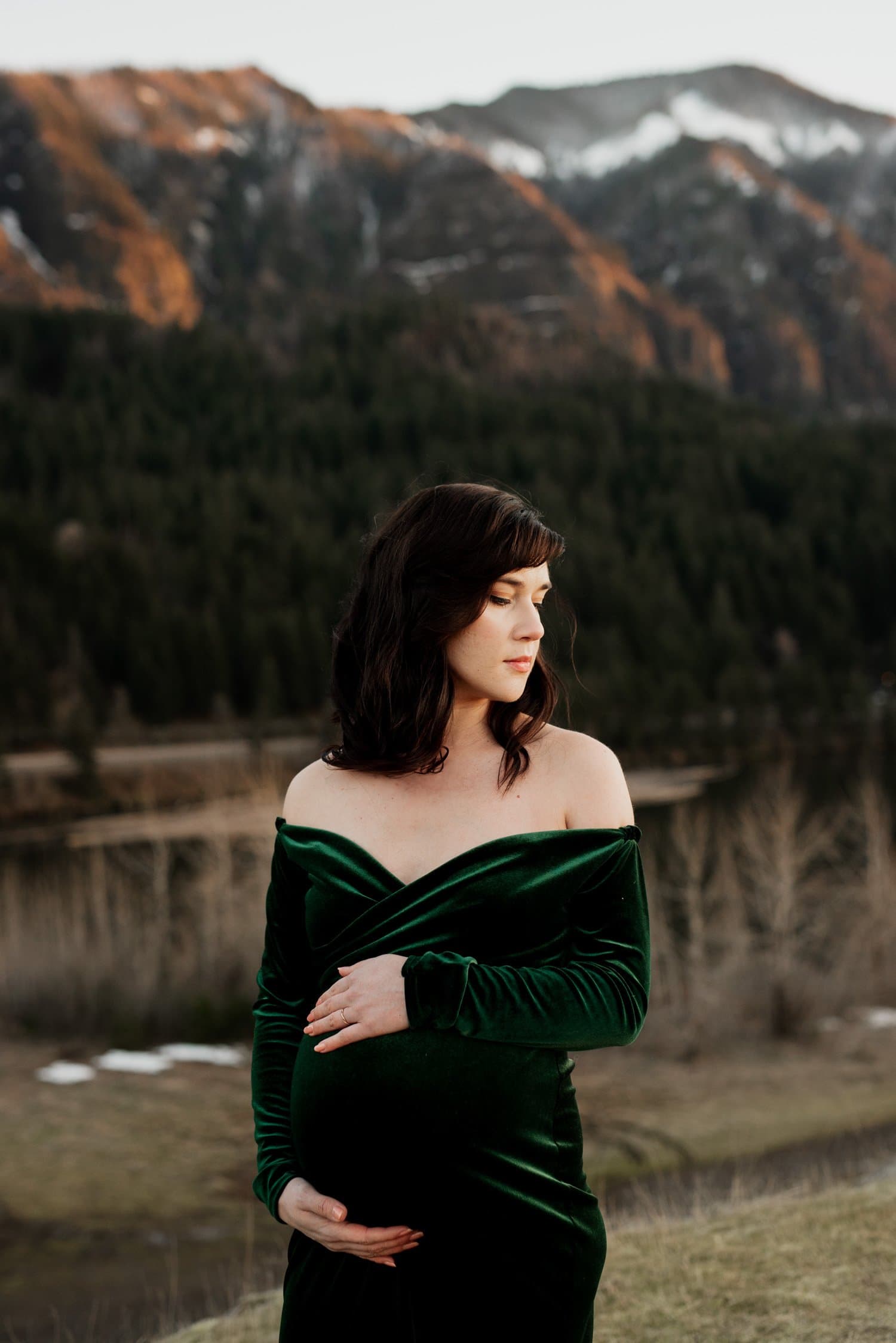 Columbia River Gorge Sunset Maternity Session