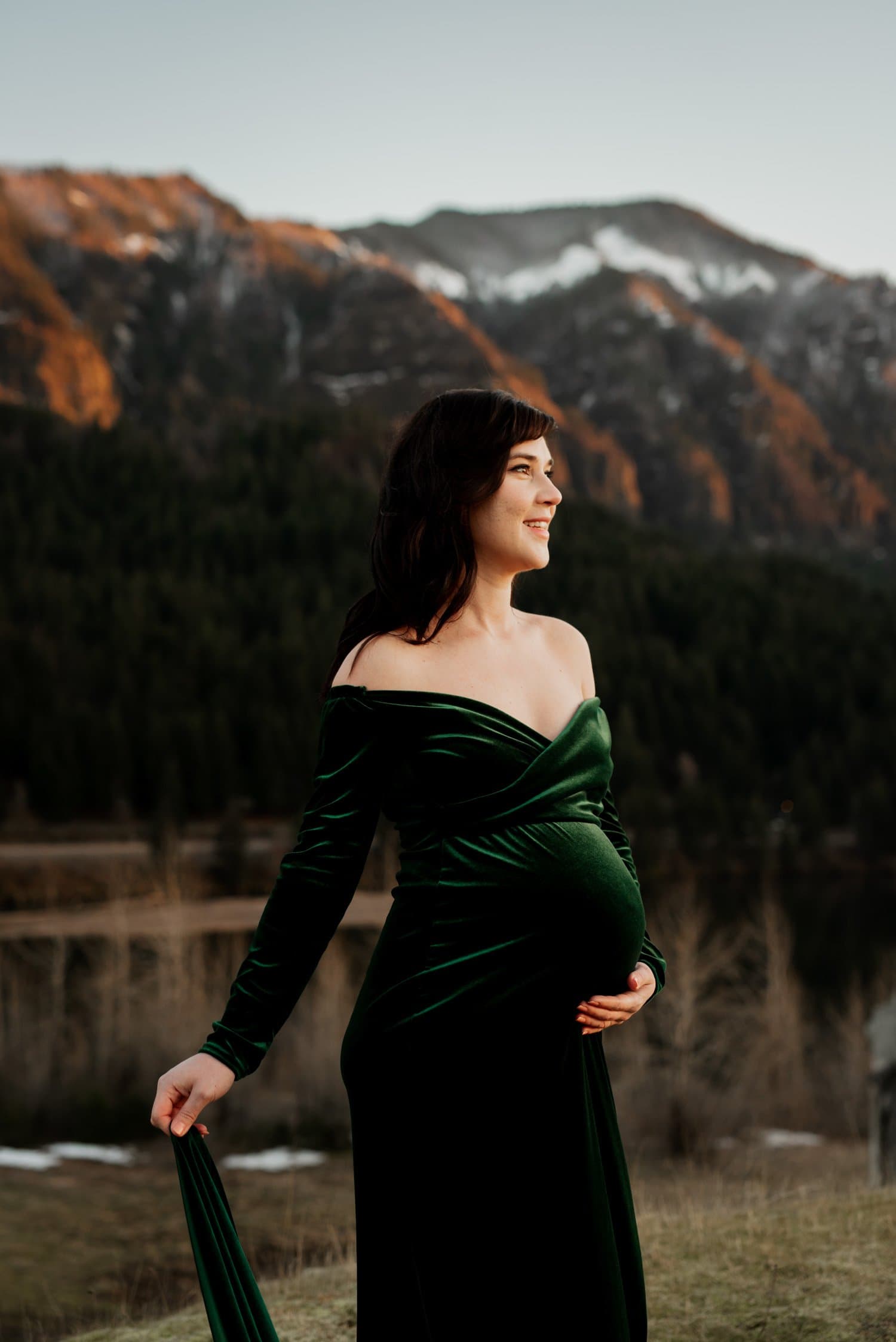 Columbia River Gorge Sunset Maternity Session