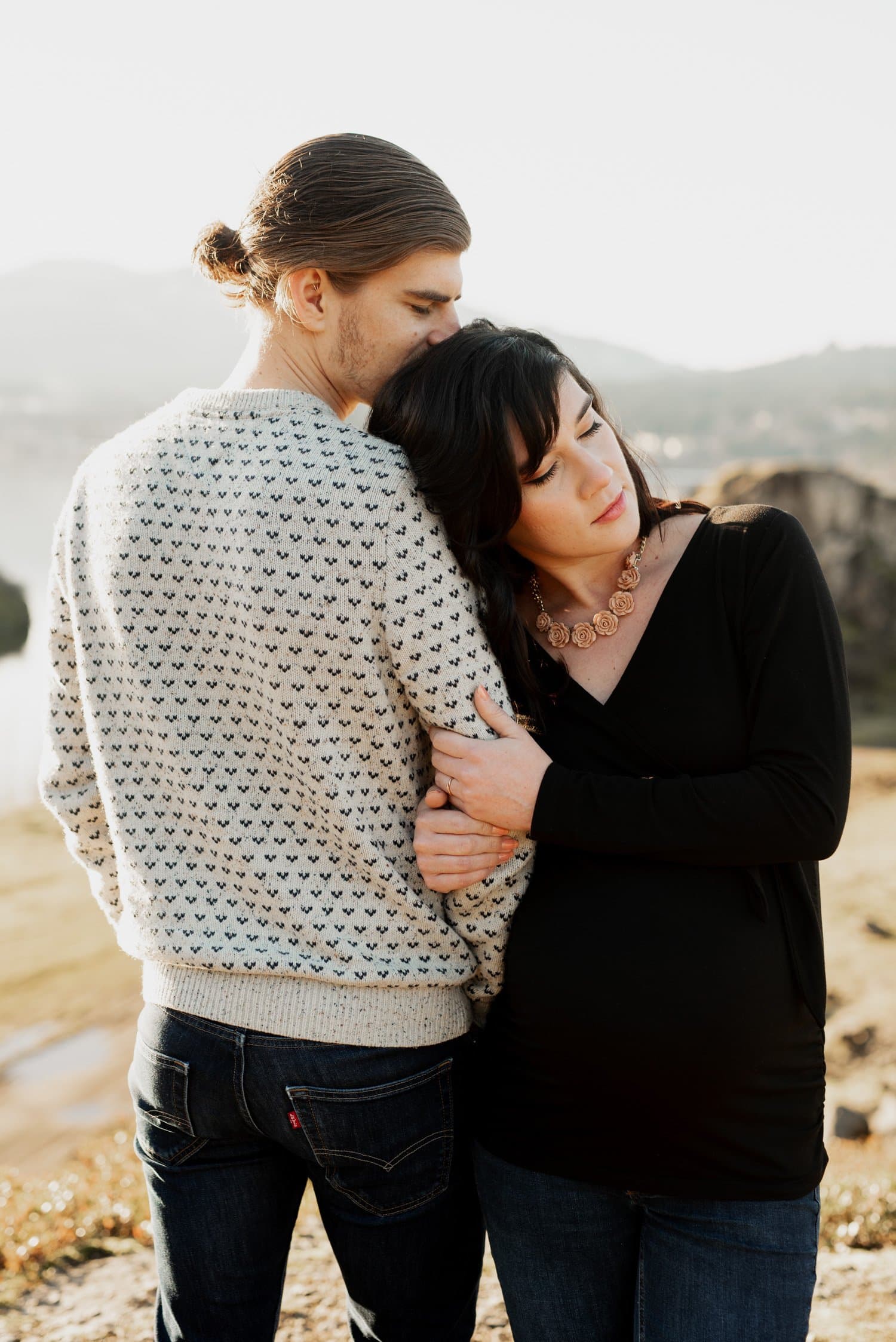 Columbia River Gorge Sunset Maternity Session
