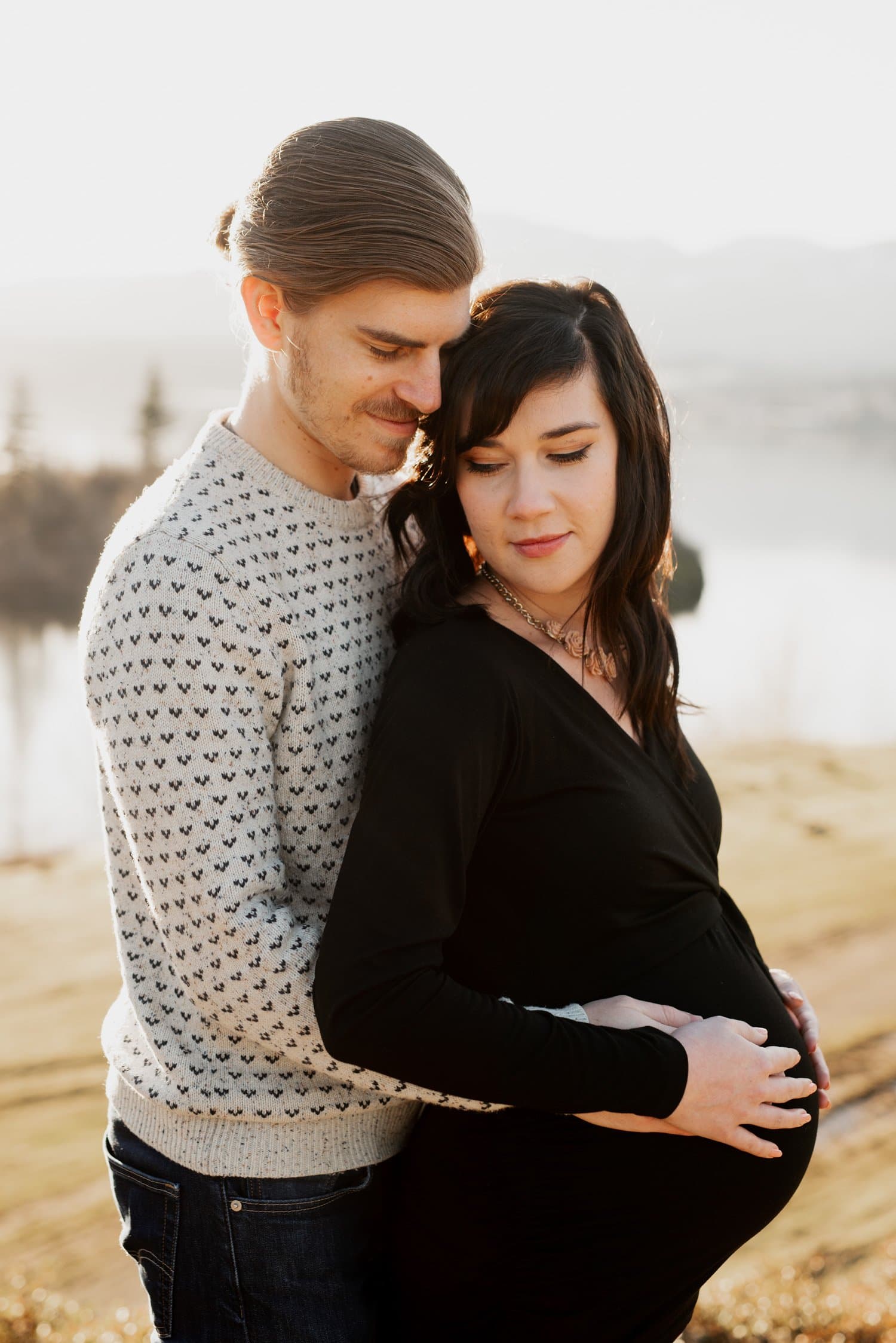 Columbia River Gorge Sunset Maternity Session