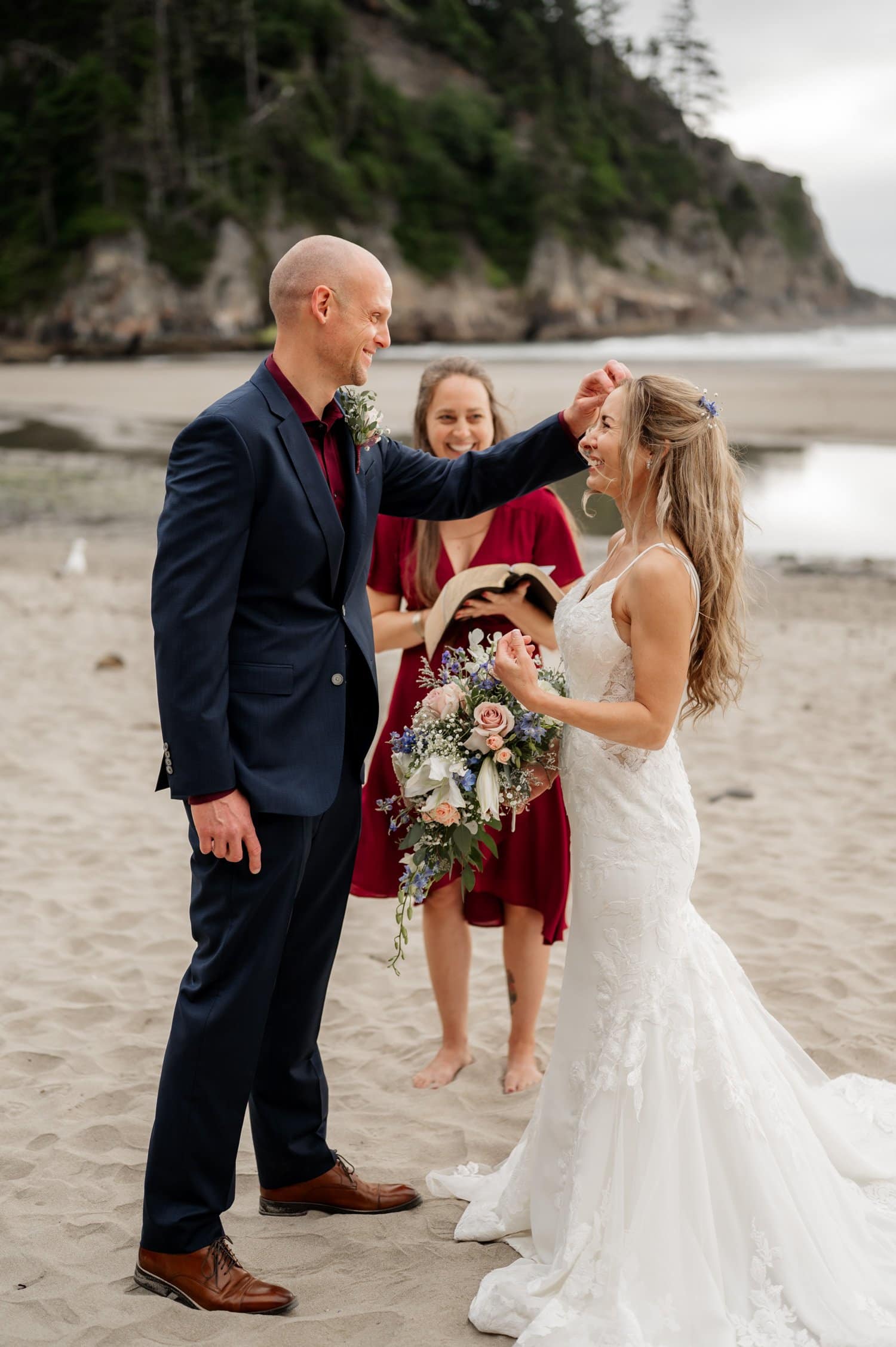 Short Sands Beach Oregon Coast Elopement Photography