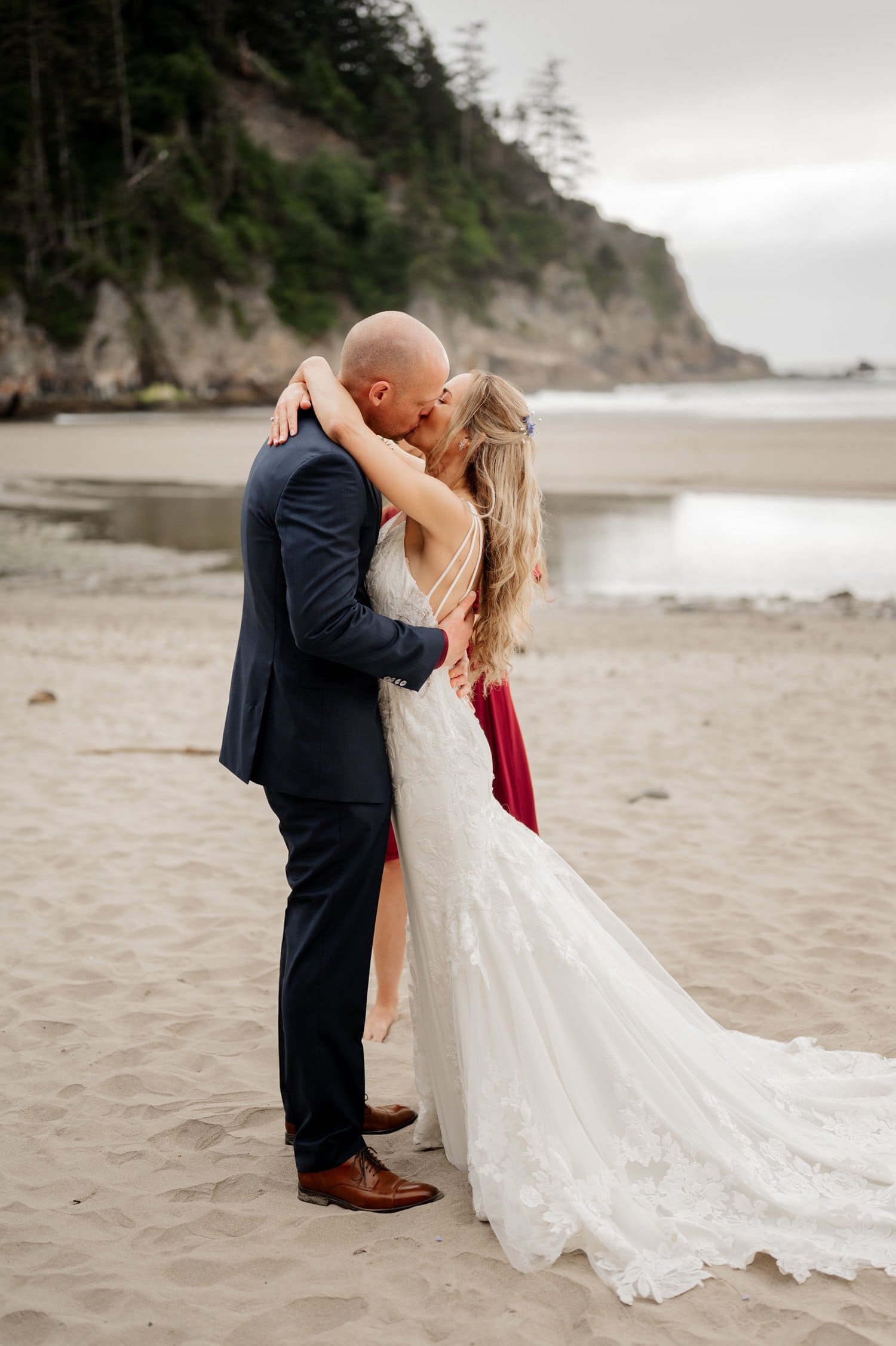 Short Sands Beach Oregon Coast Elopement Photography