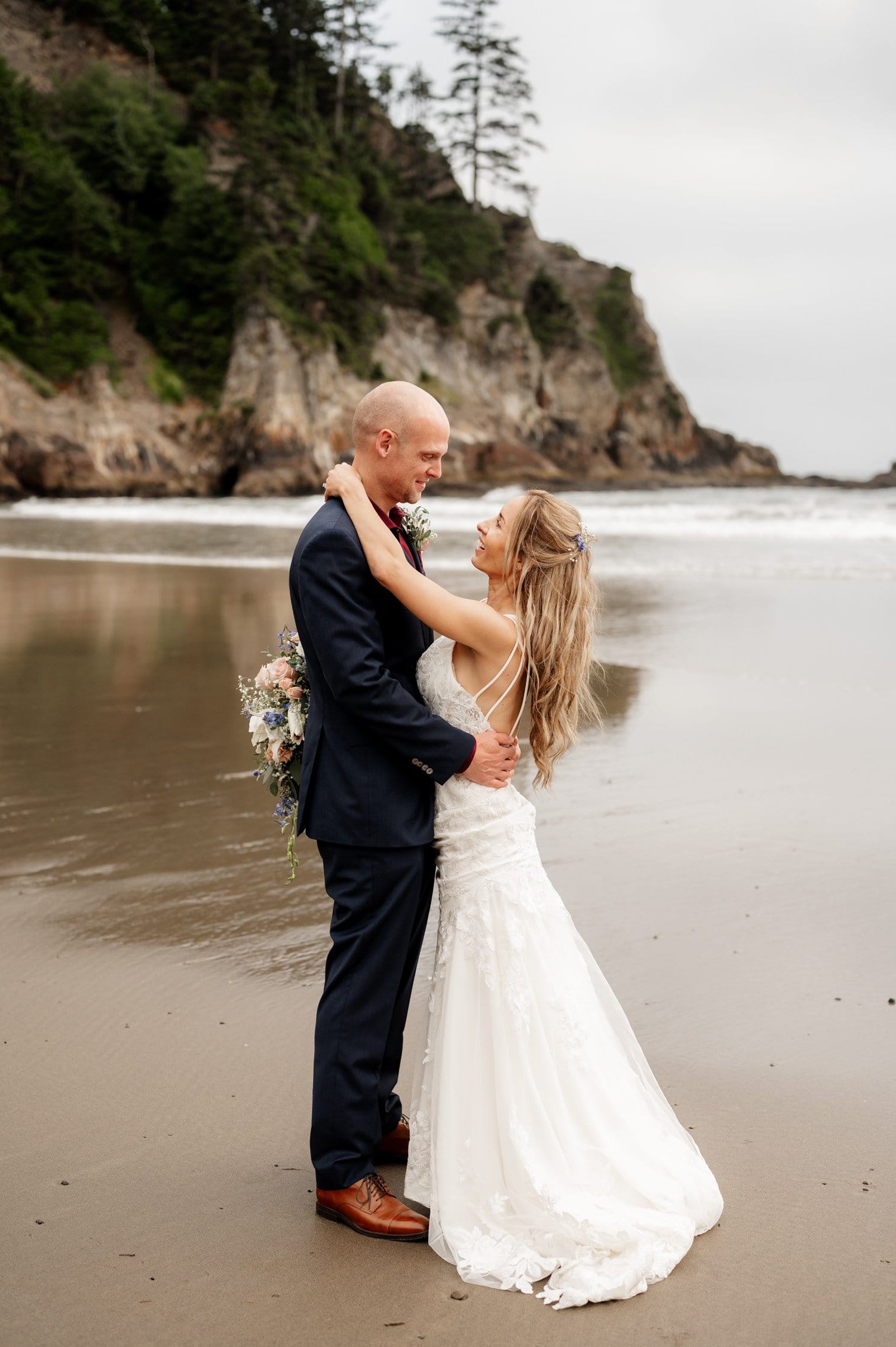 Short Sands Beach Oregon Coast Elopement Photography