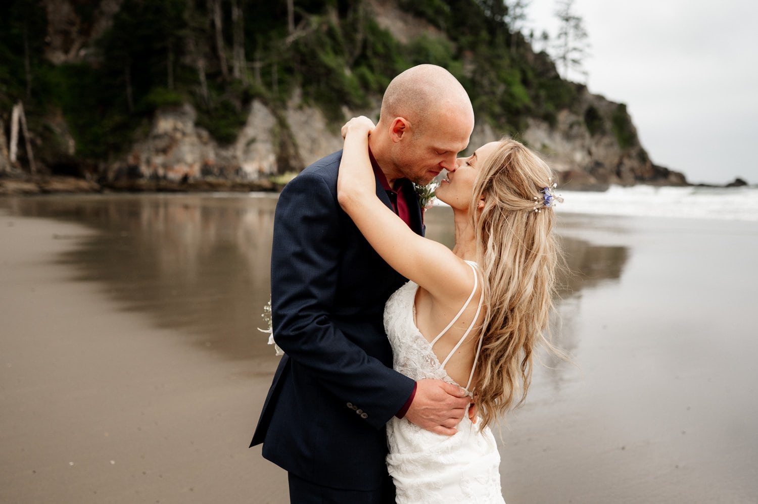 Short Sands Beach Oregon Coast Elopement Photography