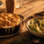 que manger avec un gratin dauphinois sans viande salade mesclun noix