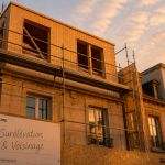 Surélévation maison et voisinage en travaux