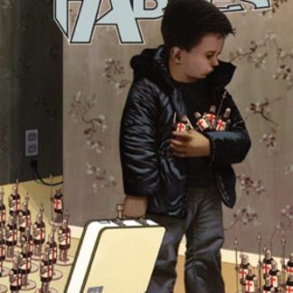 Fanciullo con giochi di ruolo e collezioni di figurine su "C'era una volta fables 7" di Lantrodeifumetti.