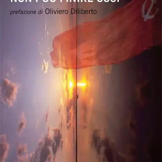 Tramonto e bandiera sovietica al tramonto.