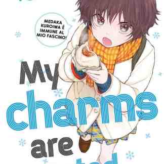 Bambino manga con sciarpa arancione e abiti colorati, stile anime, contenuto divertente e dolce.