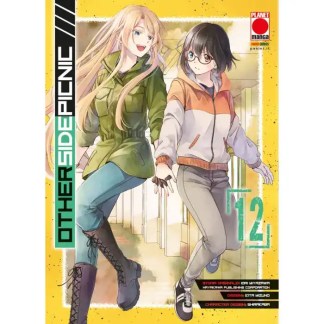 Alt: Copertina di manga con due ragazze anime, una con capelli biondi e l'altra con capelli neri e occhiali.