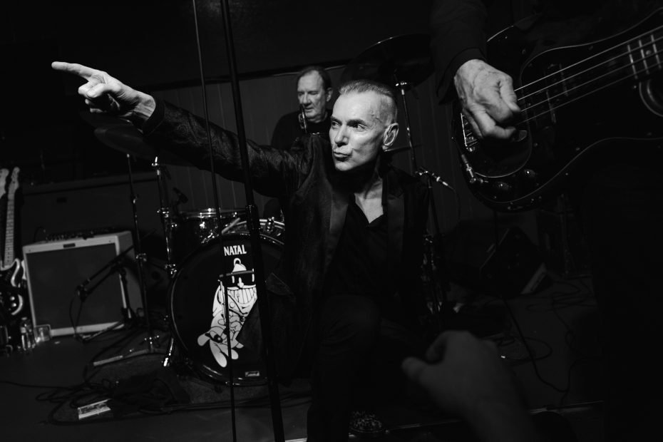 dr feelgood gig photography live music london photographer camden forge