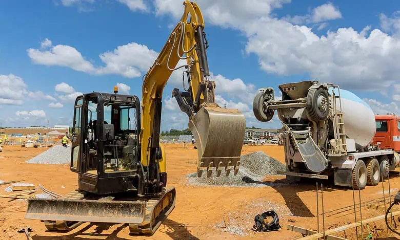 Maximize Your Business Potential How to Secure a Cash Out Refinance Loan for Purchasing Heavy Equipment