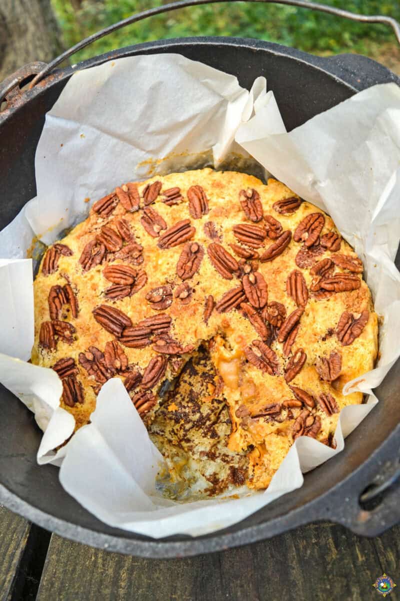 pumpkin pie cake in a dutch oven