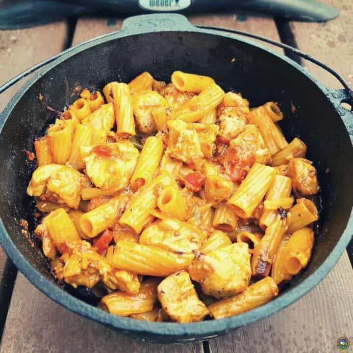 Dutch Oven Pasta & Chicken