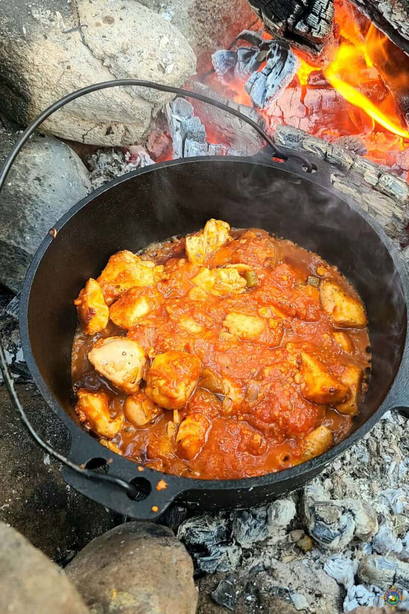 tomato sauce simmering with chicken