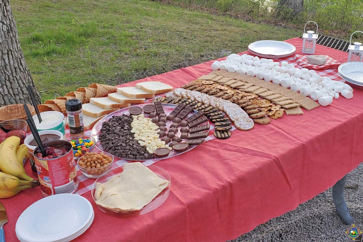 Camping Desserts Charcuterie Smores