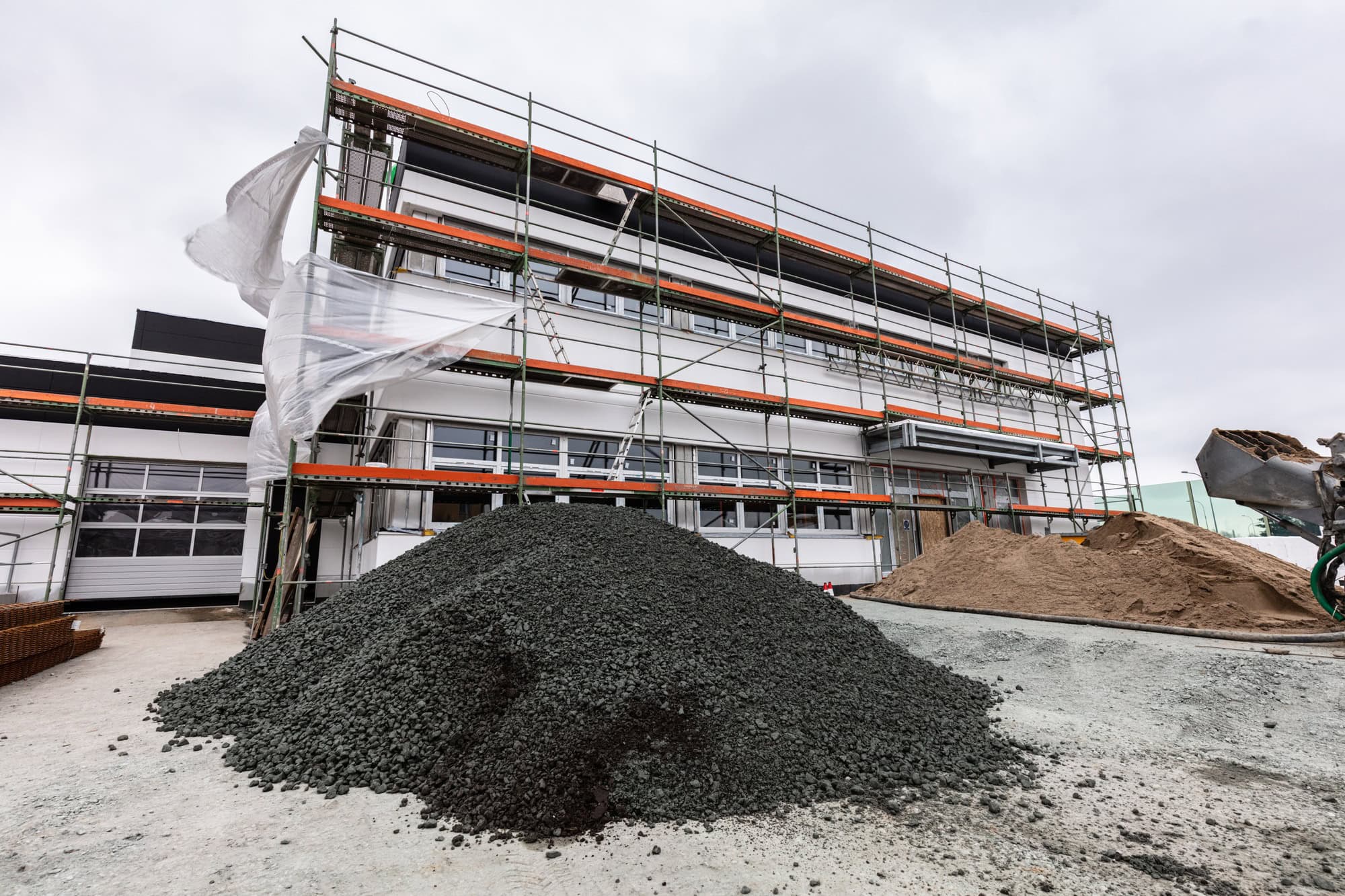 warehouse-and-office-building-construction-site.jpg