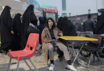 EGY FIKARC MÉRTÉKTELENSÉGE