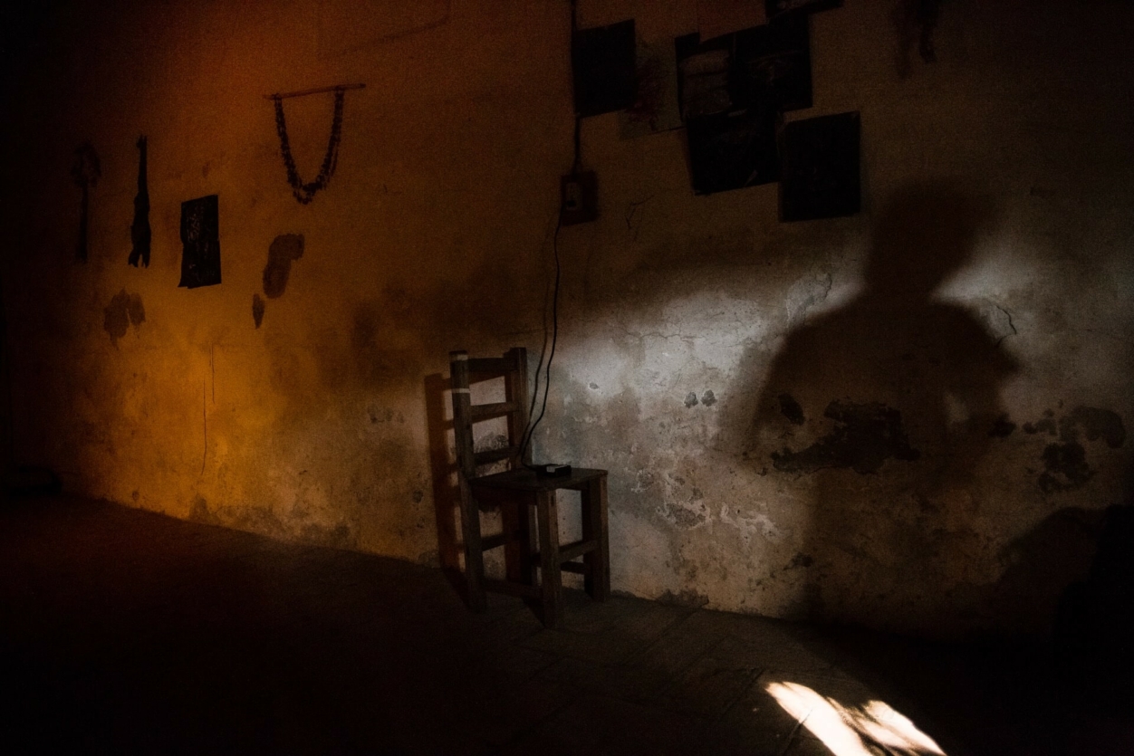 alkonyattól hajnalig