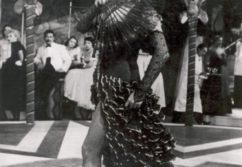 A SZERETET FUT LIHEGVE