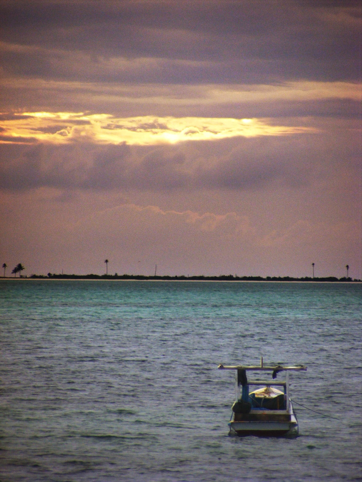 AMIKOR KIHAJÓZTUNK A PARADICSOMBÓL