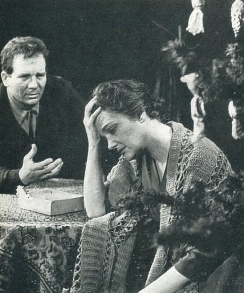 Pécsi Sándor és Tolnay Klári, Pillantás a hídról, retronom.hu 