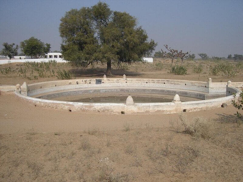 Sariska tigris rezervátum – johad, wikipedia.com 