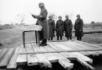 KATONA-OLTÁR