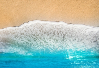 A LÁTHATÁR VAGY A TENGER