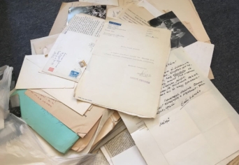 EGY NEJLONSZATYOR KIBORUL 1.