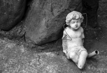 AZ ESZTÉTA ORGIÁJA, AVAGY A BUSZ ÉLETTEL TELIK MEG