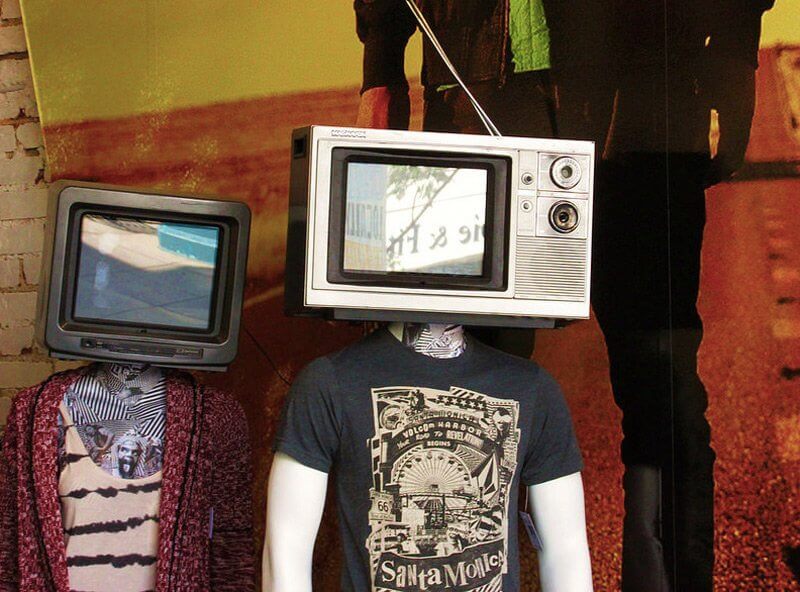 A TELEVÍZIÓ ZSARNOKSÁGA 1 A TELEVÍZIÓ ZSARNOKSÁGA
