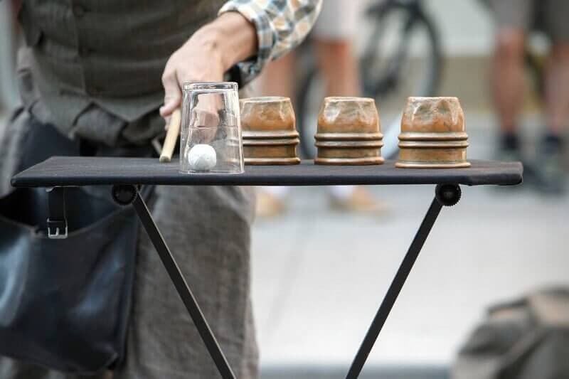 torontobuskerfest.com 