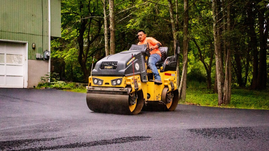 Cost and permit for paving and driveways in Connecticut