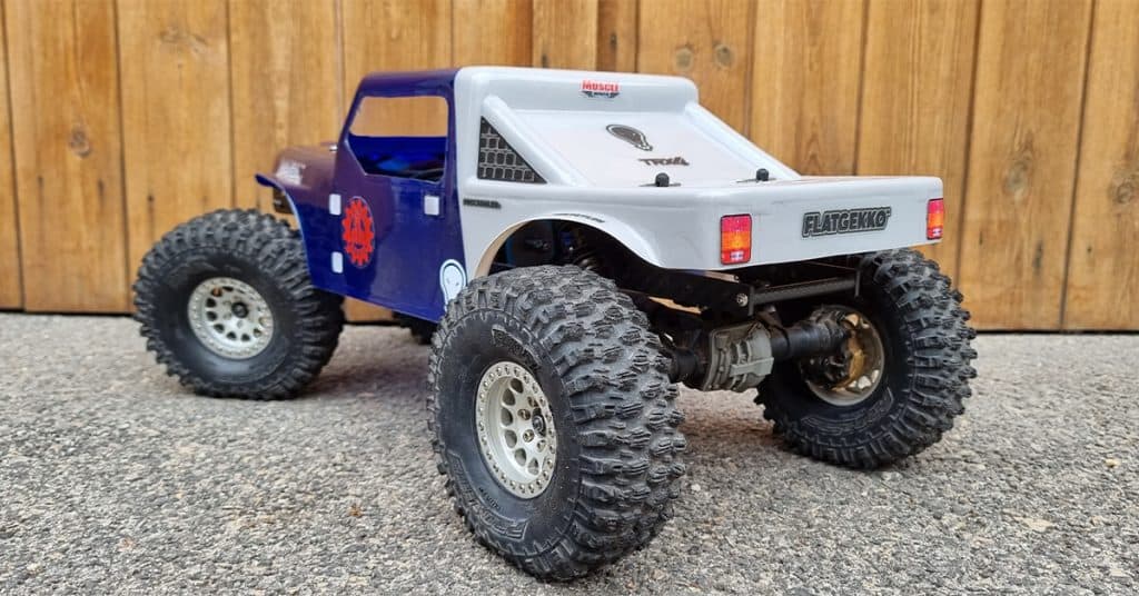 Flatgekko™ C23 V2R Maxxx™ LCG AMS Chassis Kit