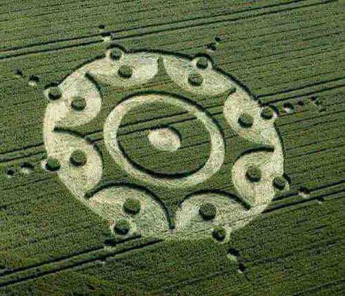 You are currently viewing Light Emanating from the Holy One On to the World I saw the Light