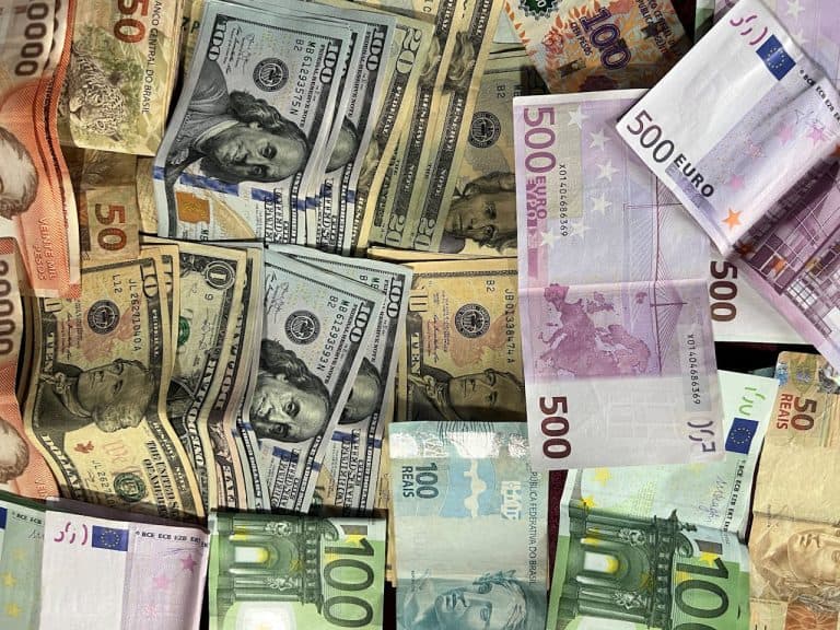 Financial Transitions and Life Abroad