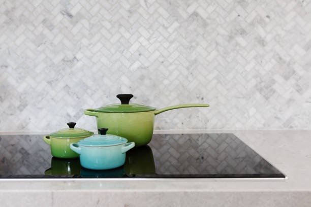 Kitchen Cabinet Materials for your Kitchen Design 12 TIle splashback