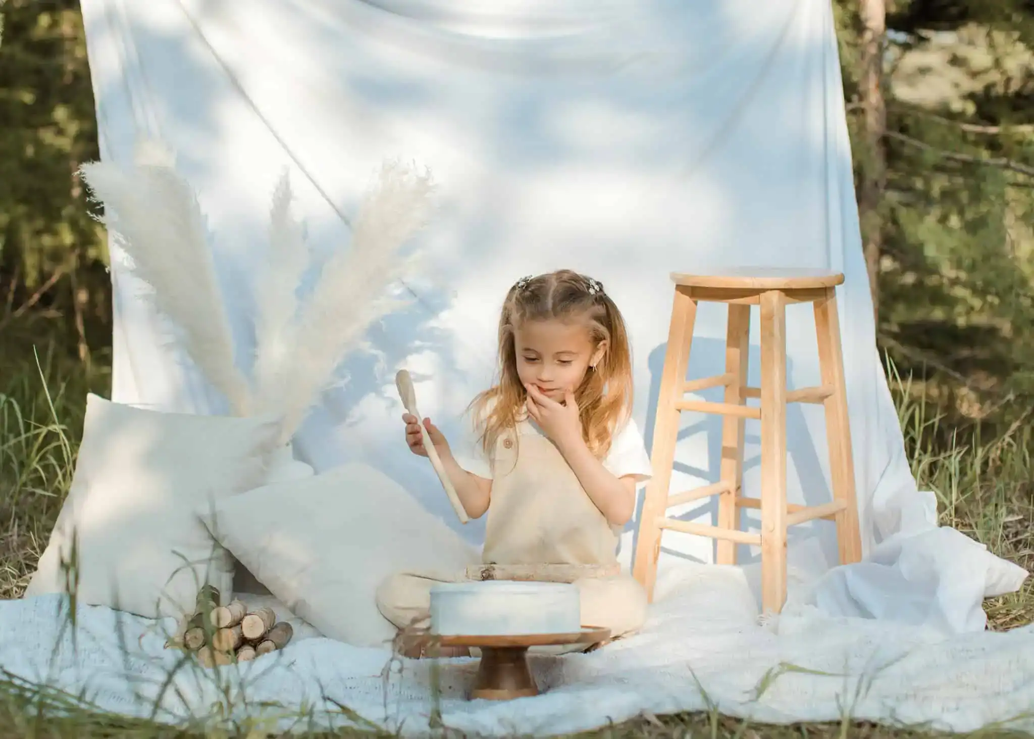 outdoor cake smash for 6 years old todller girl