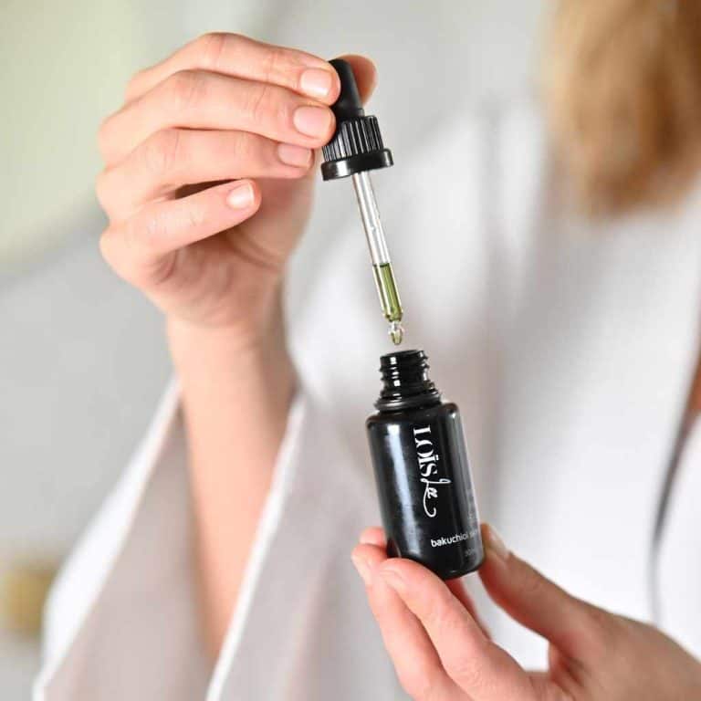 All About Moon Magic Serum - Loïs Lee Skincare