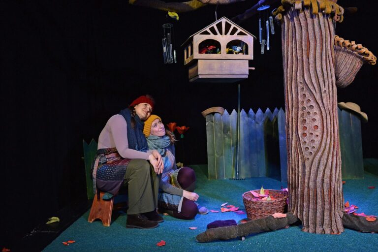 Ciróka Bábszínház: Almafácska