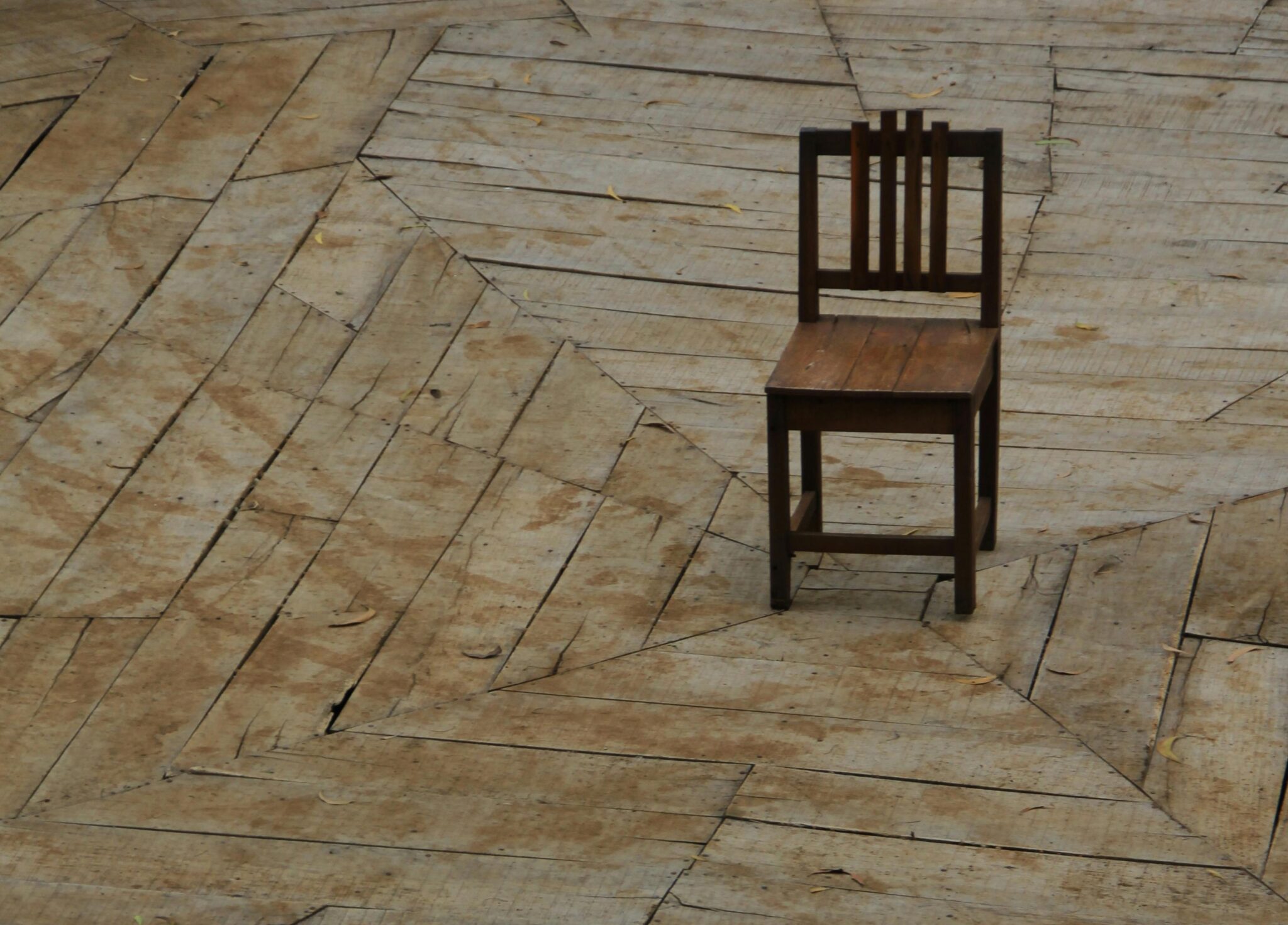 Elmaradó Lassan előadások